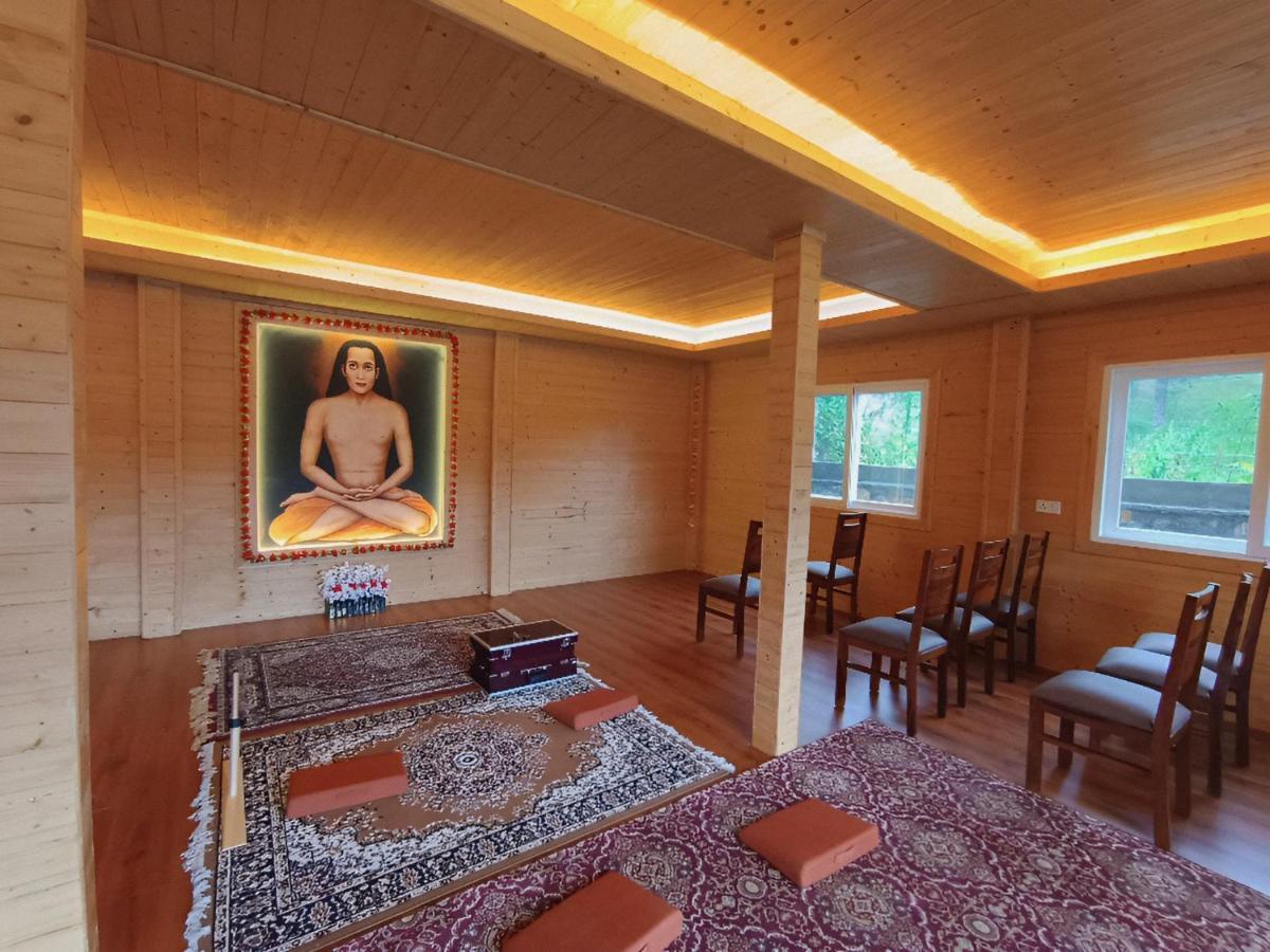 Vanprastha Resorts Dwarahat Exterior photo