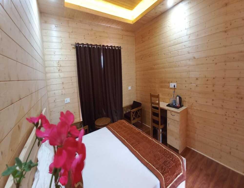 Vanprastha Resorts Dwarahat Exterior photo