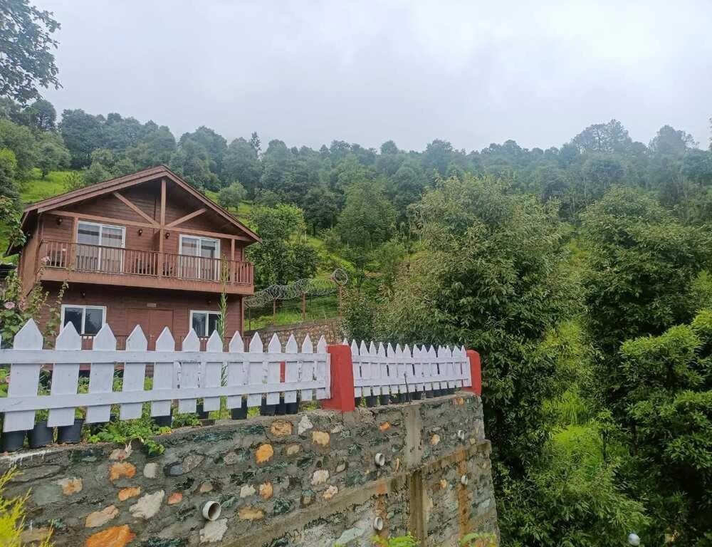 Vanprastha Resorts Dwarahat Exterior photo